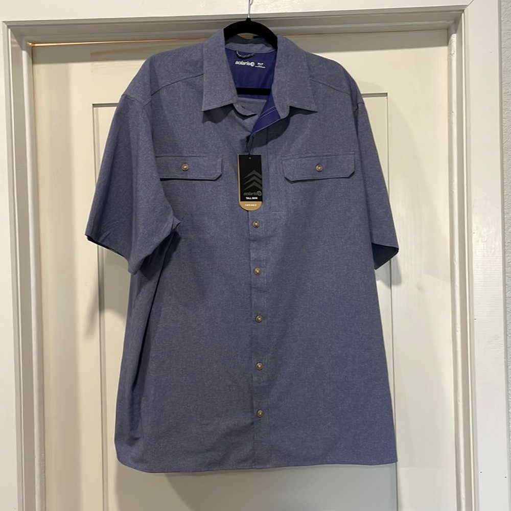 NWT men’s Solaris cape-back short sleeve shirt